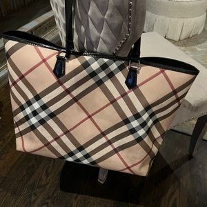 Burberry big tote